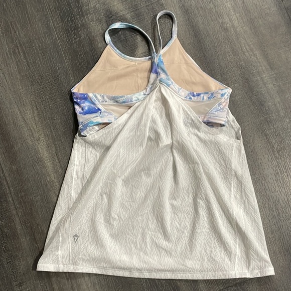 Ivivva Lululemon - set of 2 White Tank Tops - Picture 11 of 16